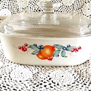 Corning Ware "Abundance"  Casserole Dish with Glass Lid